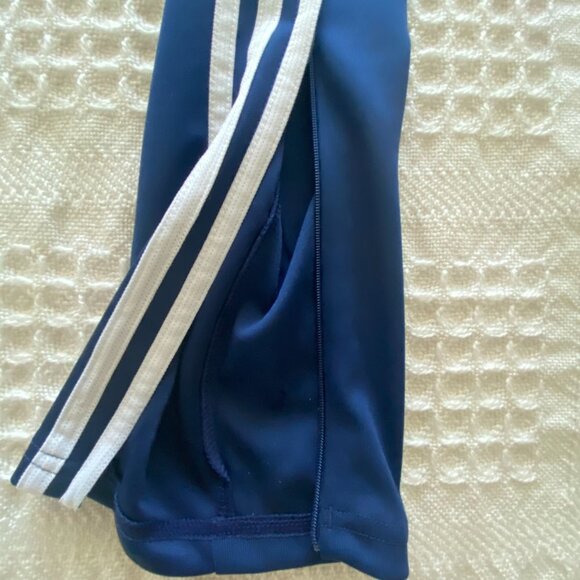 BNWT ADIDAS Track Pants with Climacool Blue with 3 White Stripes Youth Size L - Picture 7 of 7